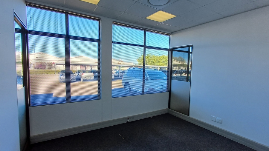 To Let commercial Property for Rent in Devon Park Western Cape